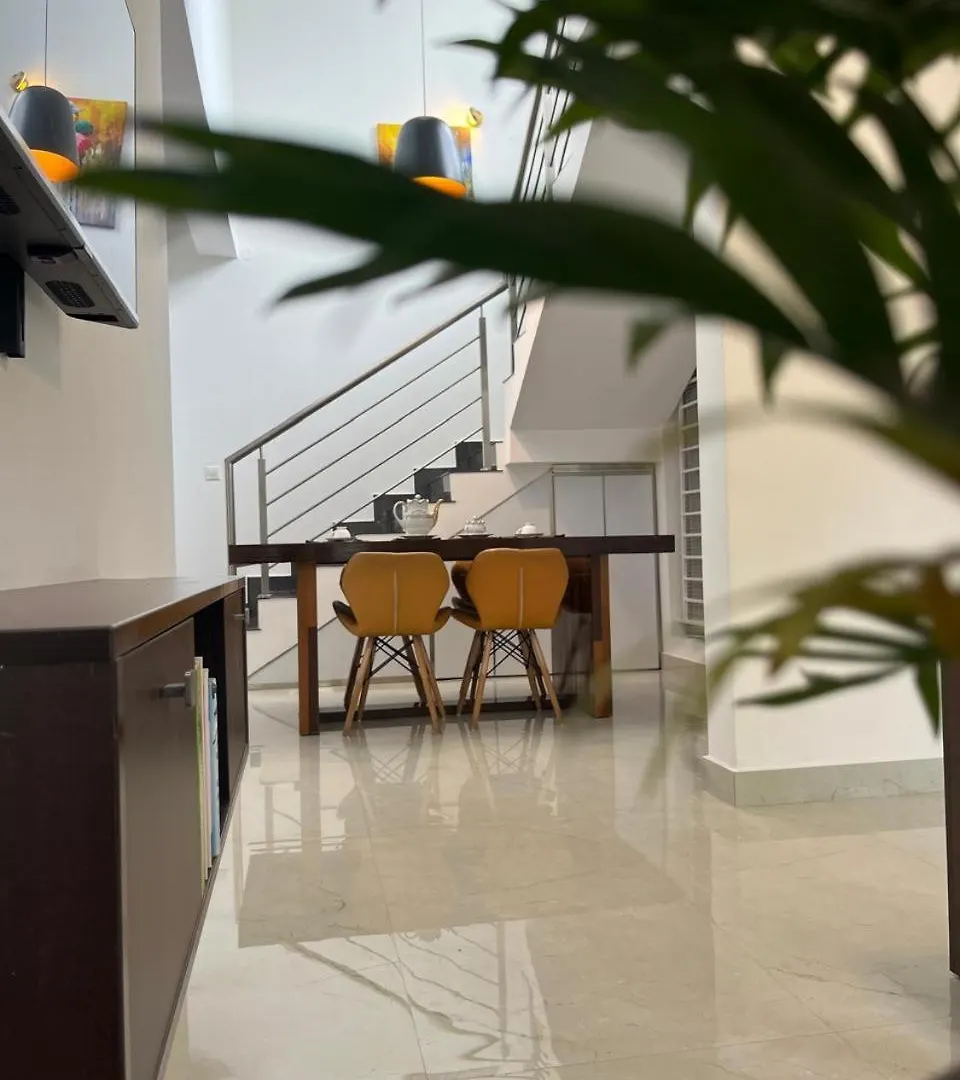 Mj Esperanza Villa Kochi