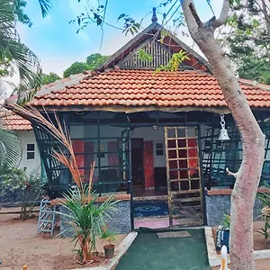  Villa Mangroves